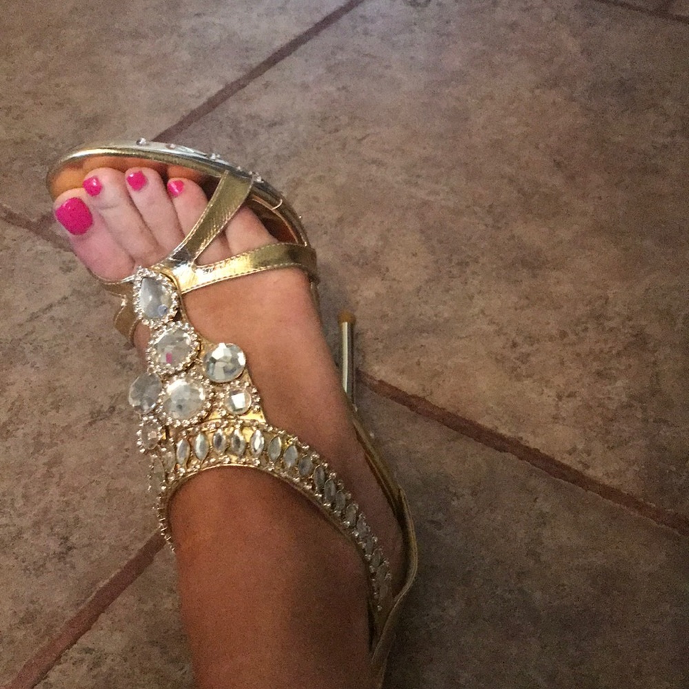 Gold Jeweled pumps
